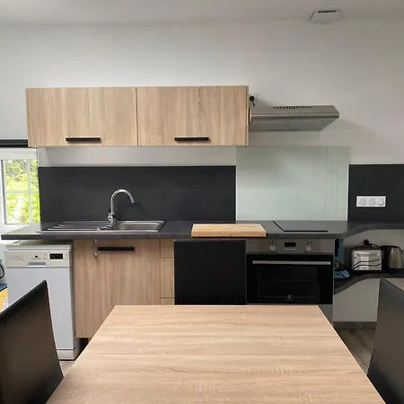 4 Personnes Appartement *